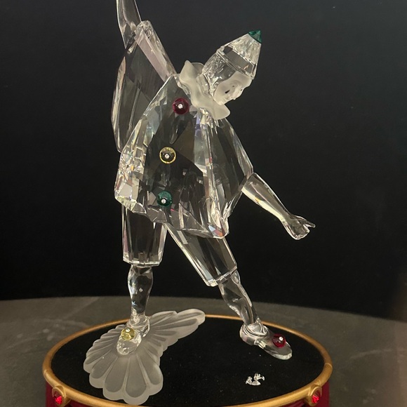 Swarovski crystal - clean out collections - left hand broken - see pics- PIERROT - Picture 8 of 10